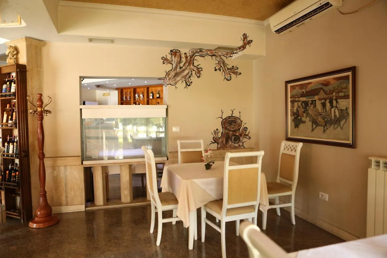 Hotel Autostrada Kashar Albania