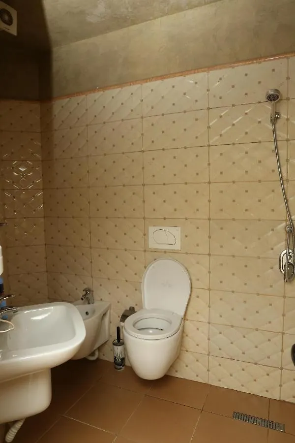 Hotel Autostrada Kashar Albania